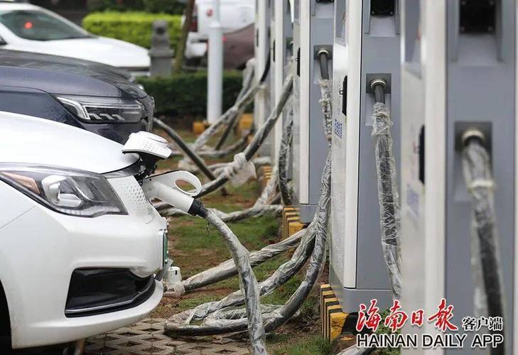 截至2026年7月,全省累计建成充电桩超31万枪,集中式充电站6488座,换